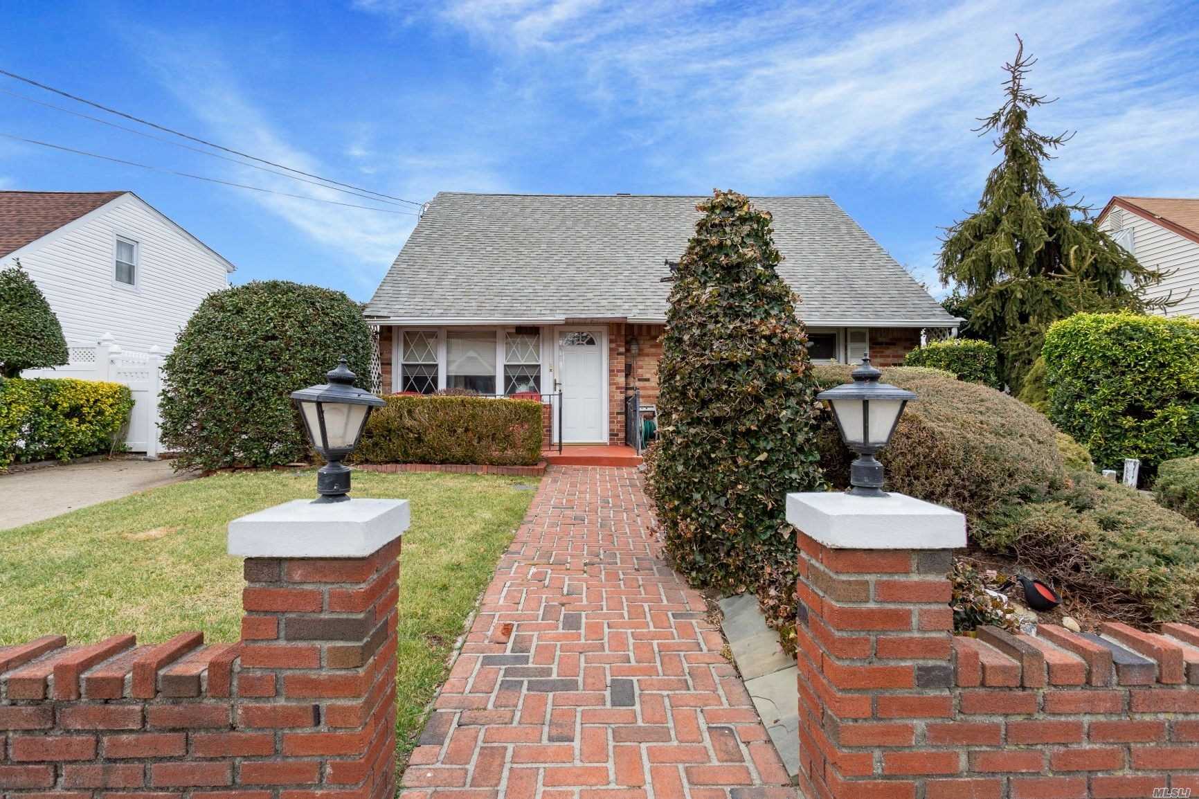 #1 photo, 2351 Volante Place, 長島 西布雷 Westbury , NY 11590