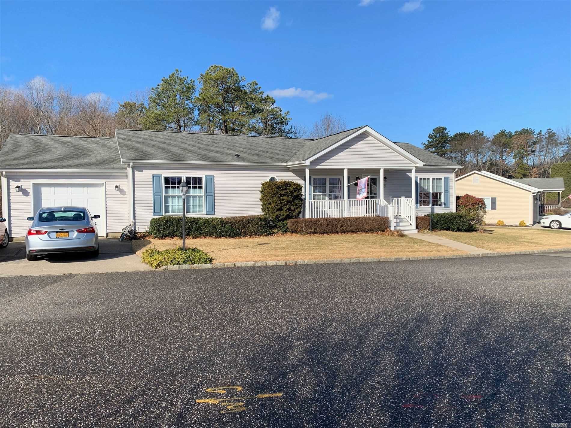 #1 photo, 1407-242 Middle Road, Calverton , NY 11933