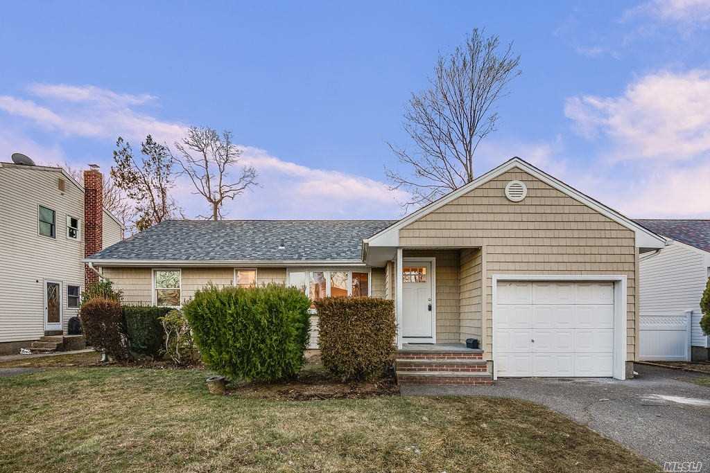 #1 photo, 55 Colonial Drive, Farmingdale , NY 11735