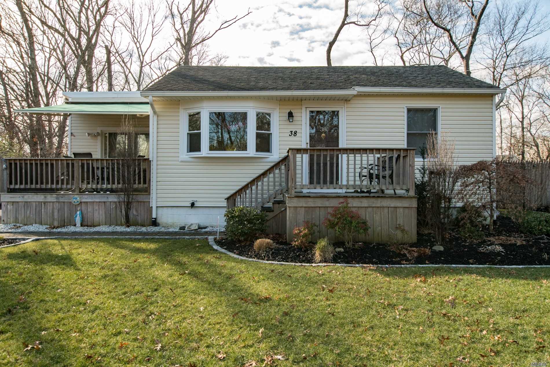 #1 photo, 38 Tarkill Road, Ridge , NY 11961