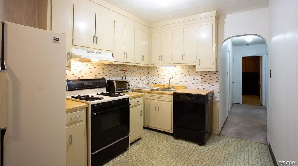 #1 photo, 84-12 Little Neck Parkway, Floral Park , NY 11001