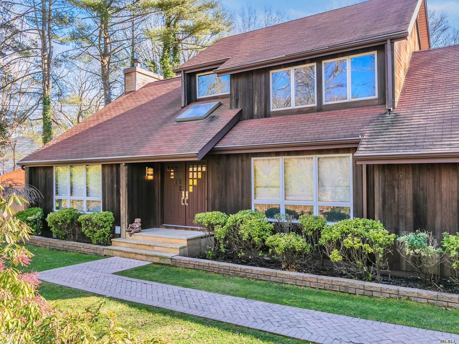 #1 photo, 44 Warner Road, 롱 아일랜드 Huntington , NY 11743