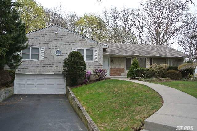 #1 photo, 3 Meryl Ln, Nesconset , NY 11767