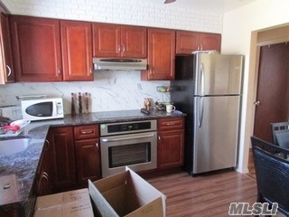 #1 photo, 25 Terrace Avenue, Floral Park , NY 11001