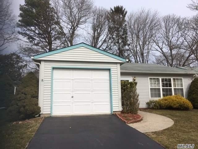 #1 photo, 147 Laurance Lane, Ridge , NY 11961