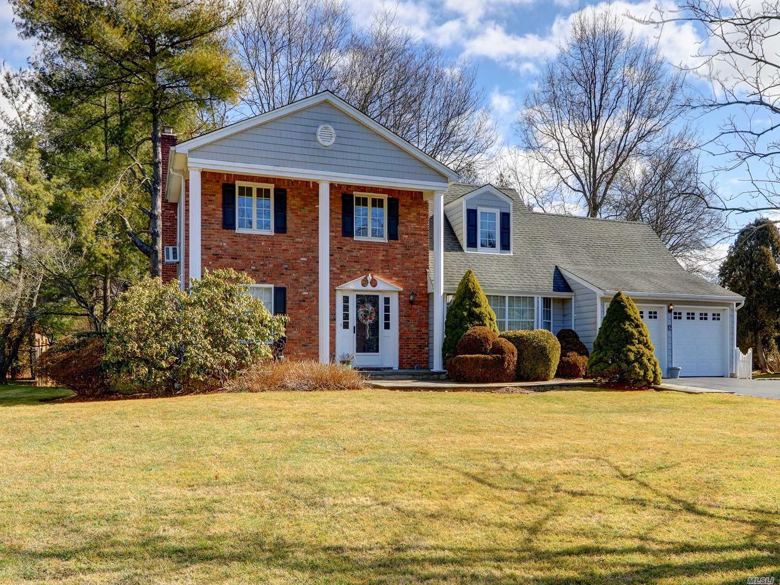 #1 photo, 12 Aron Drive, 长岛 Woodbury , NY 11797