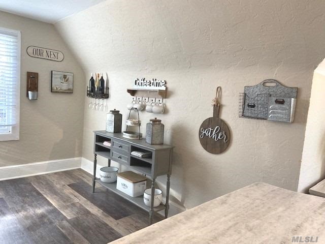 #1 photo, 1070 Barnes Street, ナッソー郡 Franklin Square , NY 11010