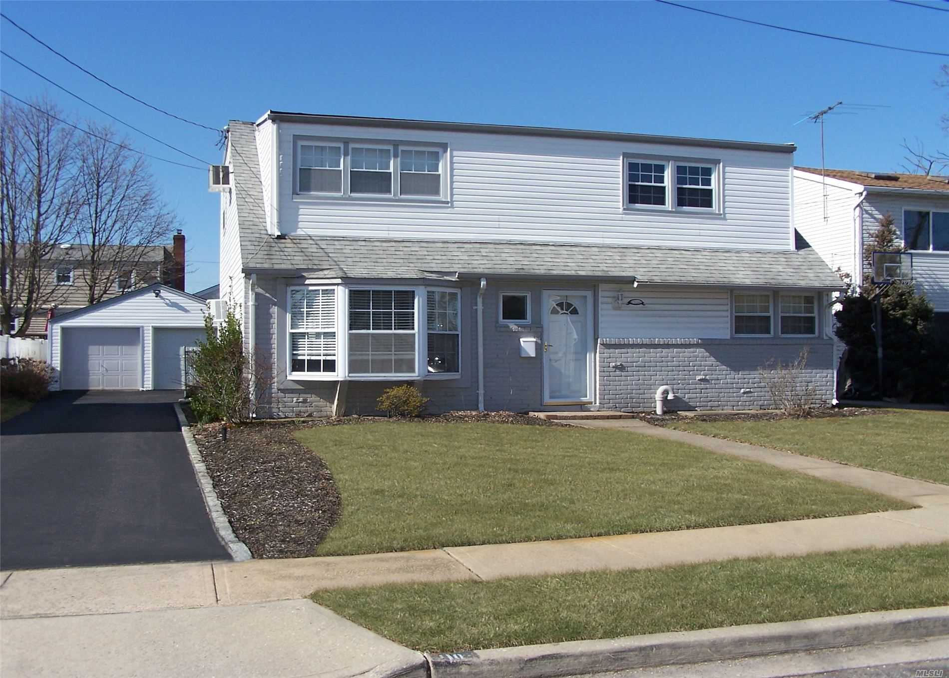 #1 photo, 110 Belmill Road, Bellmore , NY 11710