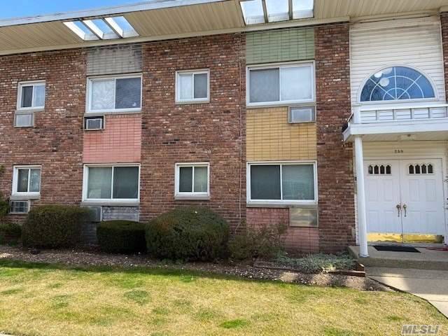 #1 photo, 259 N Newbridge Road, Levittown , NY 11756