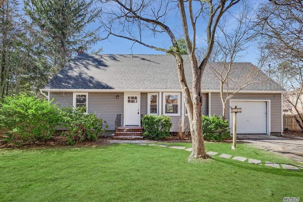 #1 photo, 1338 Gardiner Drive, מחוז סאפוק Bay Shore , NY 11706