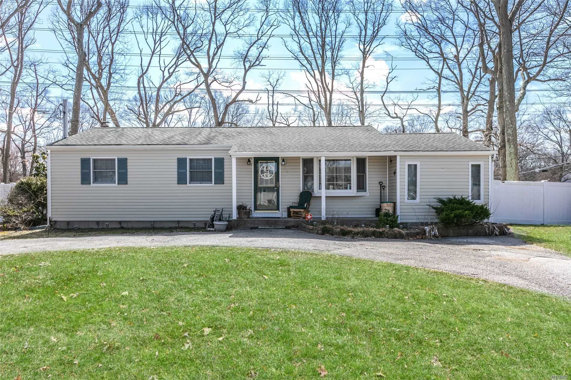 #1 photo, 310 Fir Grove Road, Ronkonkoma , NY 11779