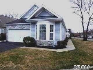 #1 photo, 561 Leisure Drive, サフォーク郡 Ridge , NY 11961