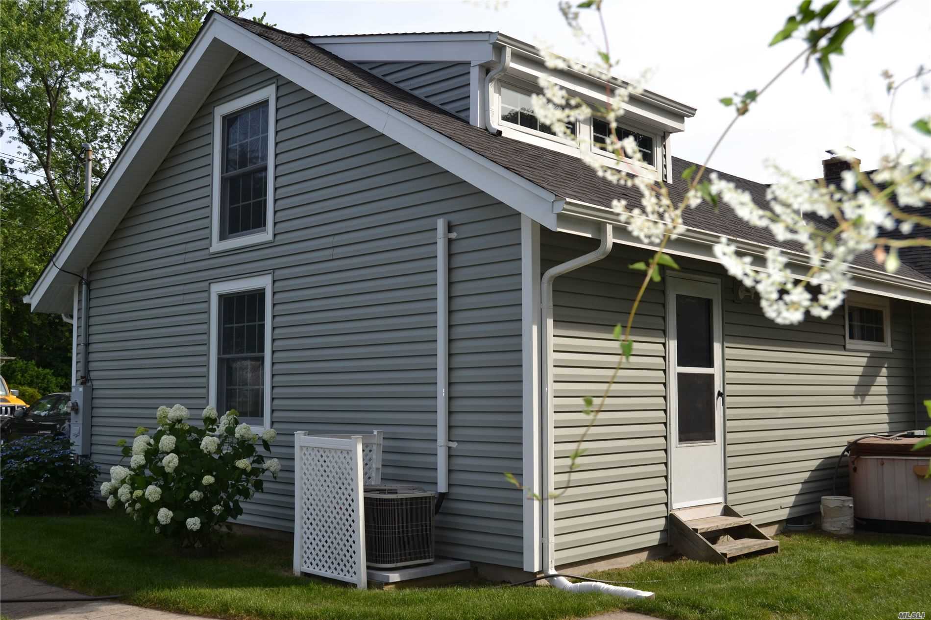 #1 photo, 15 Harbor Hill Road, सफ़ोक काउंटी East Setauket , NY 11733