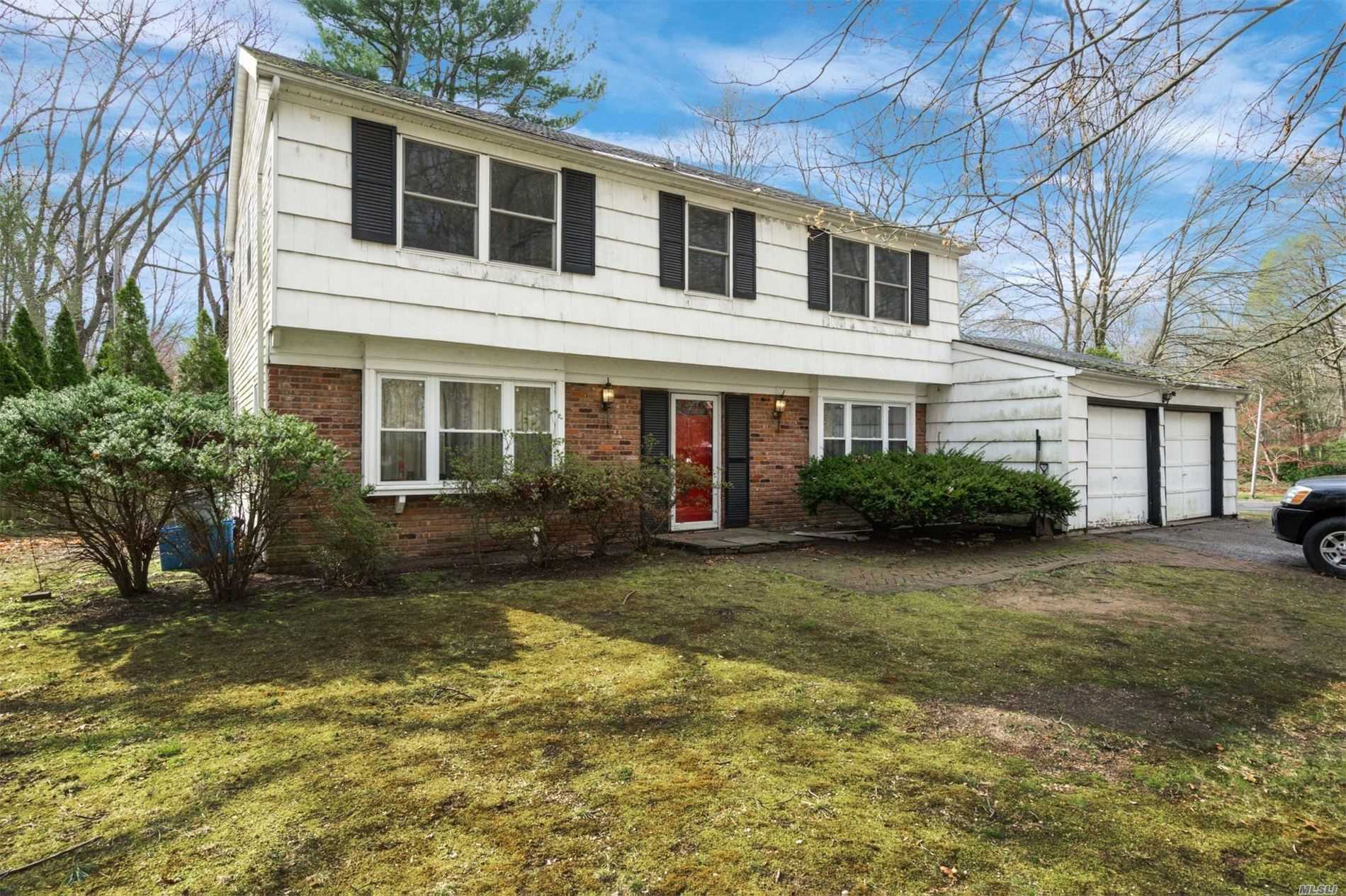 #1 photo, 24 Bucknell Lane, سوفولك Stony Brook , NY 11790