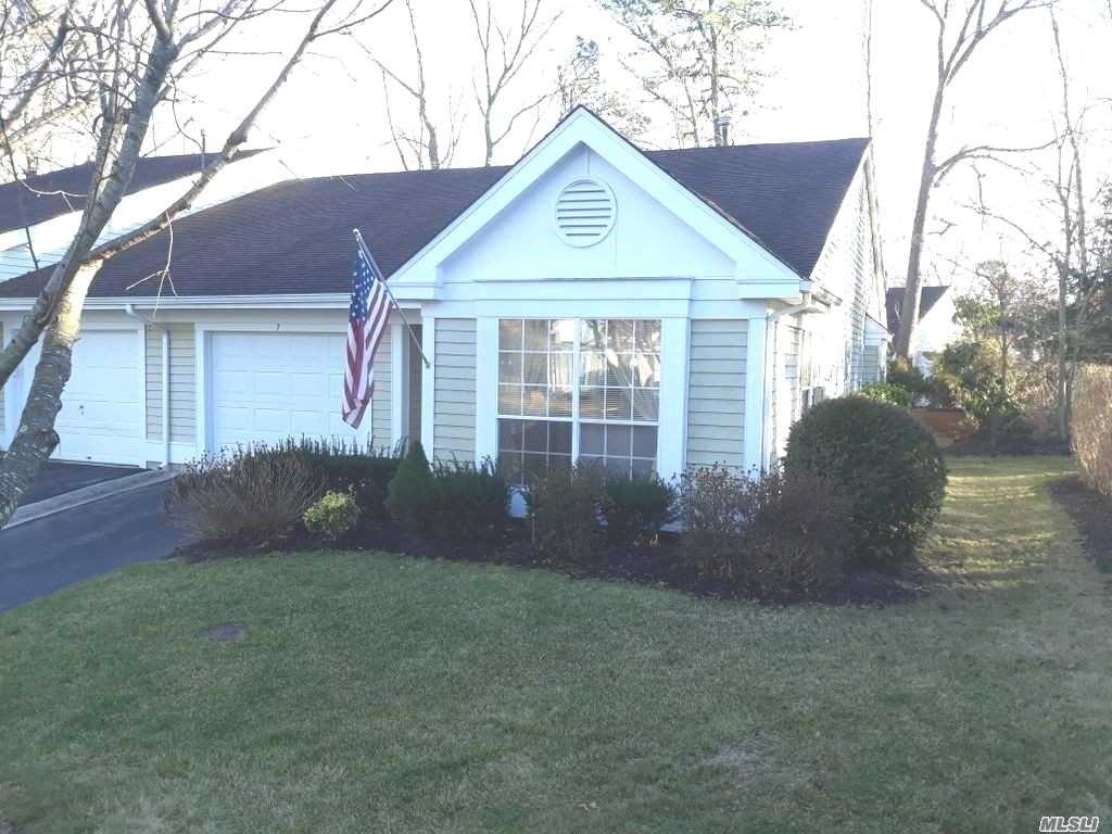 #1 photo, 7 Kismet Court, Ridge , NY 11961