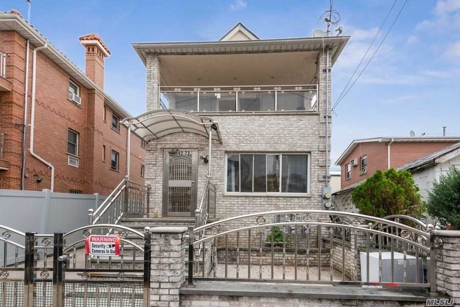 #1 photo, 42-73 77th Street, クイーンズ区 Elmhurst , NY 11373