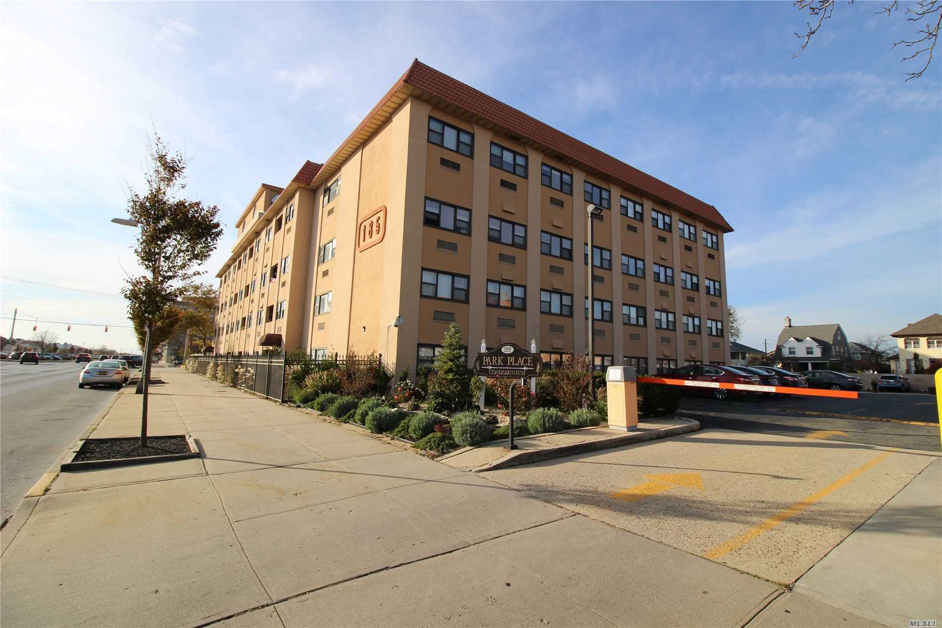 #1 photo, 185 W Park Avenue, ナッソー郡 Long Beach , NY 11561