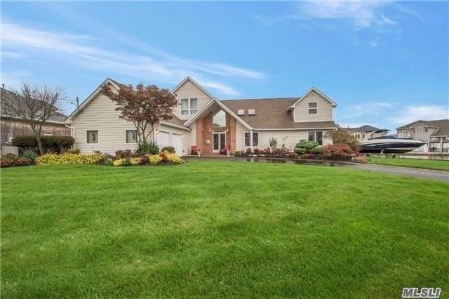 #1 photo, 11 Raeburn Court, 东长岛 Babylon , NY 11702