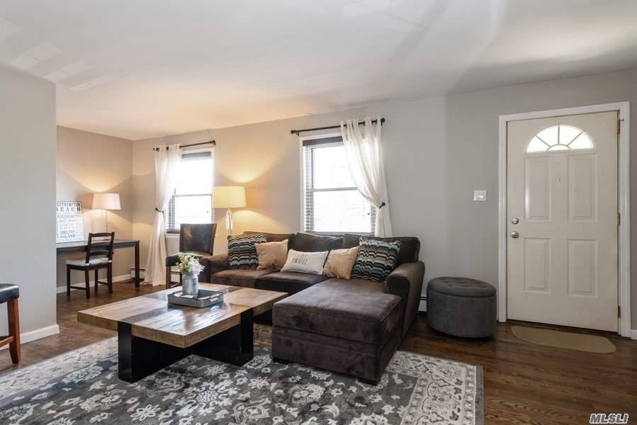 #1 photo, 3672 Park Avenue, Wantagh , NY 11793