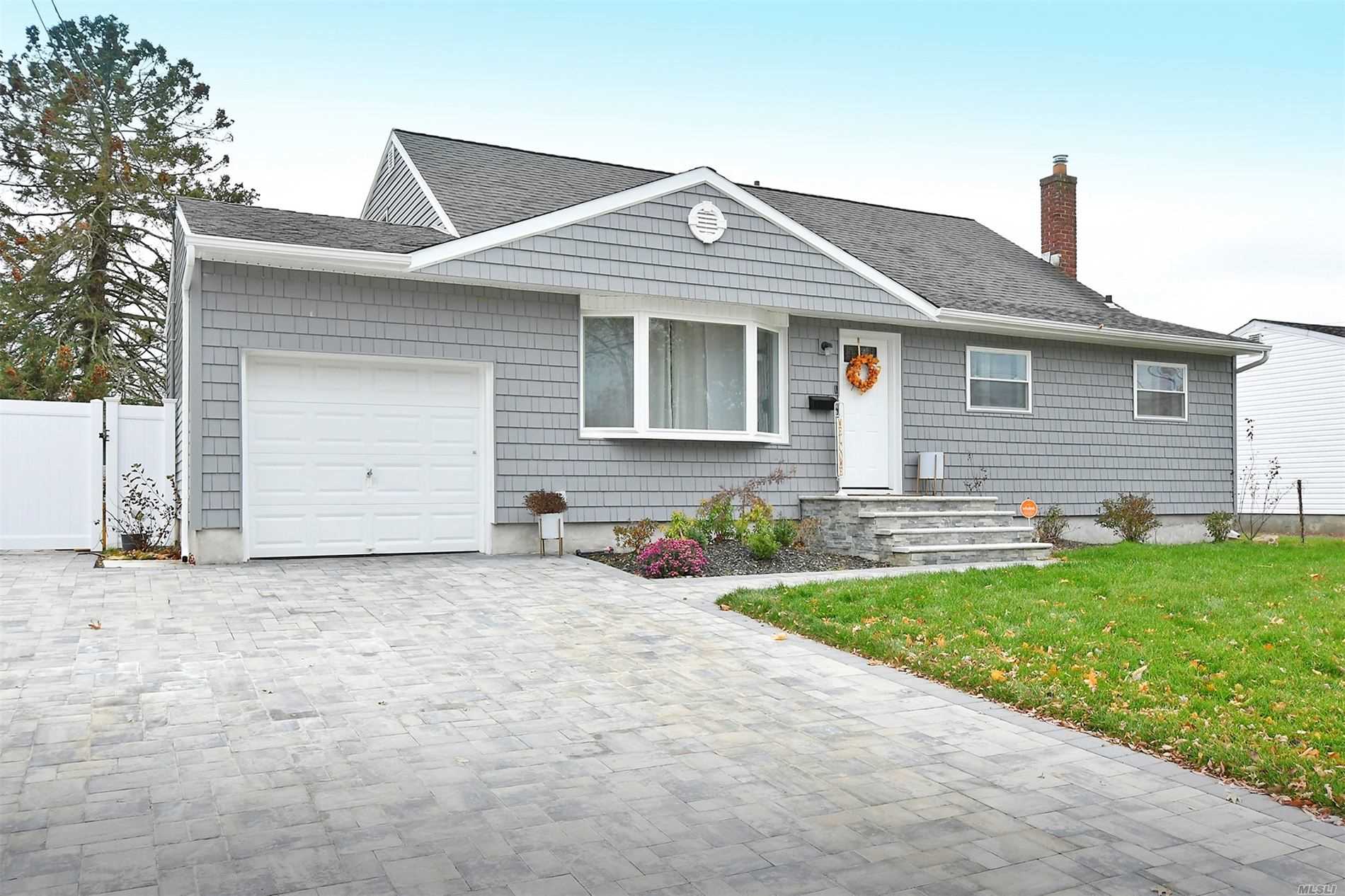 #1 photo, 358 Balchen Street, Massapequa Park , NY 11762