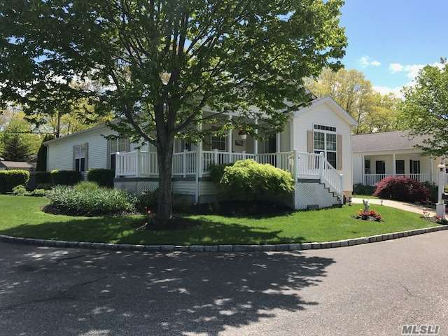 #1 photo, 1661-500 Old Country Road, Riverhead , NY 11901