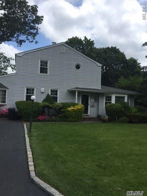 #1 photo, 18 Hickory Lane, Roslyn Heights , NY 11577