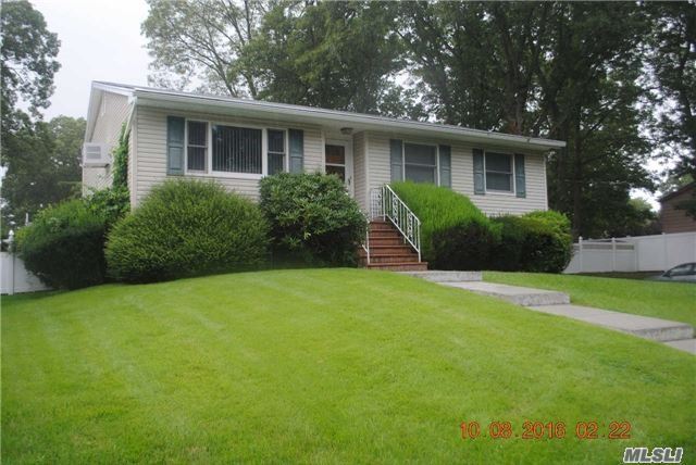 #1 photo, 19 Church Street, サフォーク郡 Pt.Jefferson Sta , Ny 11776