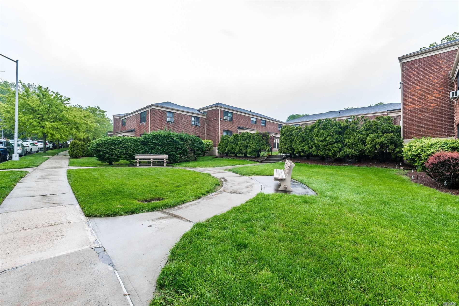 #1 photo, 7428 220 Street, কুইন্‌স Bayside , NY 11364