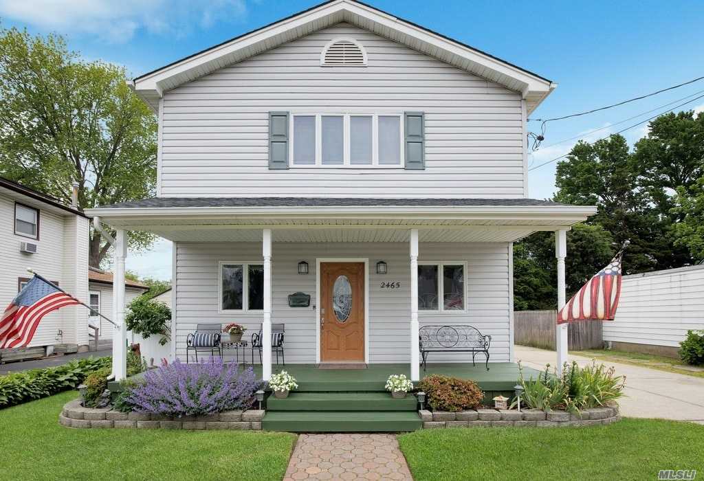 #1 photo, 2465 Margaret Street, 長島 Bellmore , NY 11710