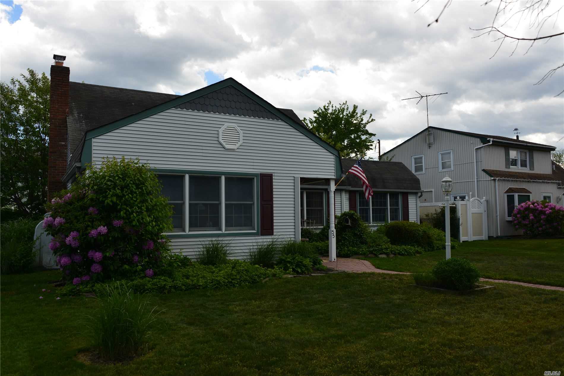 #1 photo, 55 Vista Lane, Levittown , NY 11756