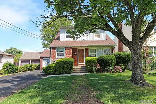 #1 photo, 539 Lowell Street, 롱 아일랜드 Westbury , NY 11590