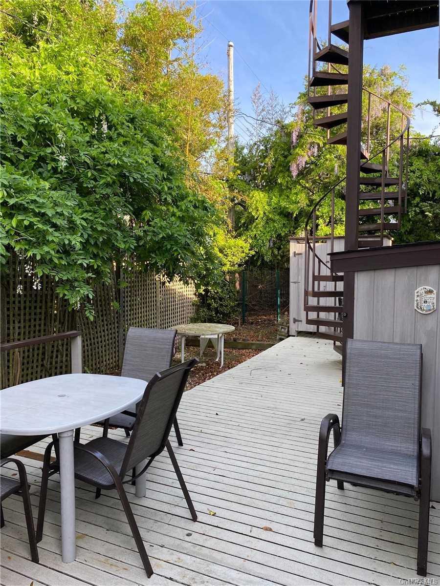 #17 photo, 373 Dehnhoff Walk, Ocean Beach , NY 11770