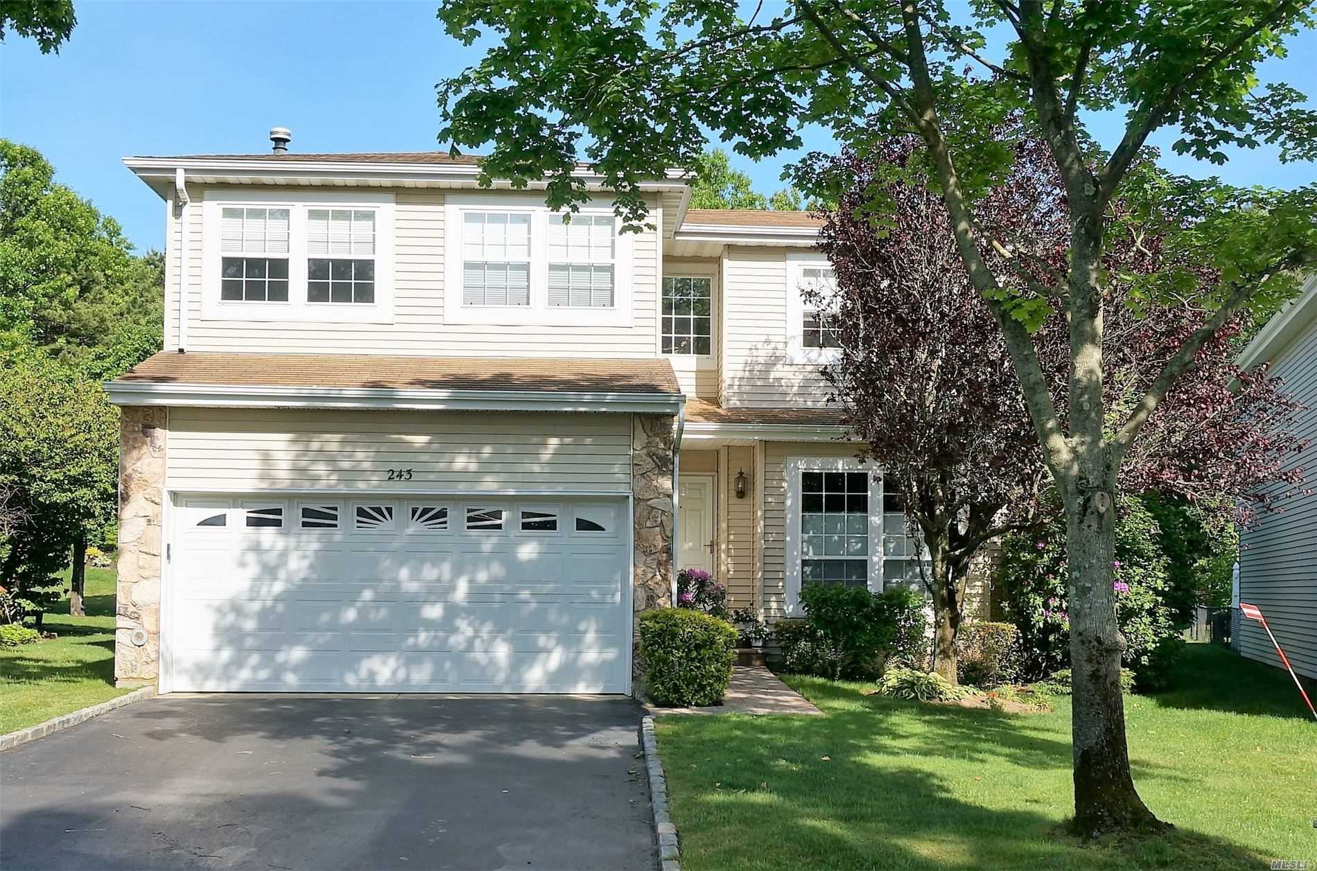 #1 photo, 243 Fairfield Drive, サフォーク郡 Holbrook , NY 11741