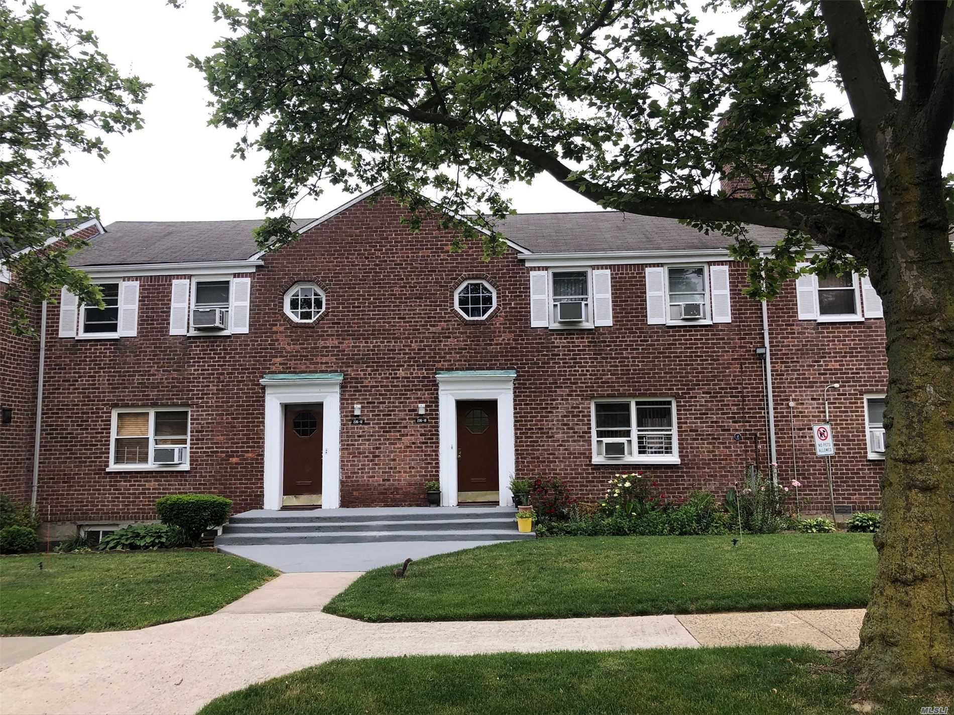 #1 photo, 235-10 131 Avenue, Rosedale , NY 11422