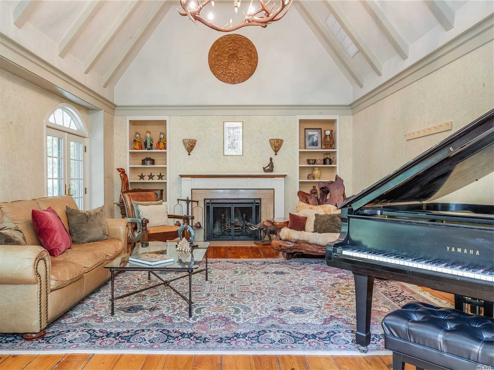 #1 photo, 140 Cove Road, Oyster Bay Cove , NY 11771