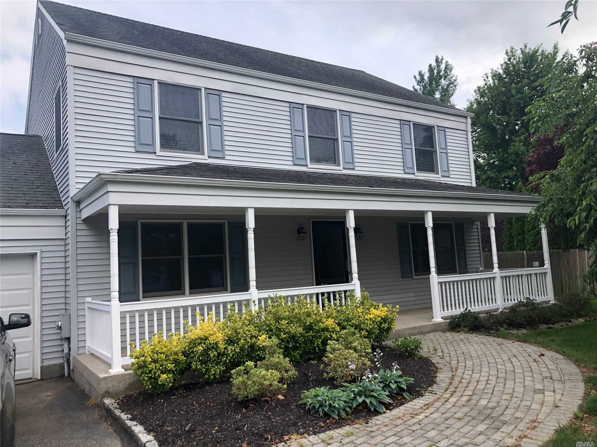 #1 photo, 4 Musket Court, Miller Place , NY 11764