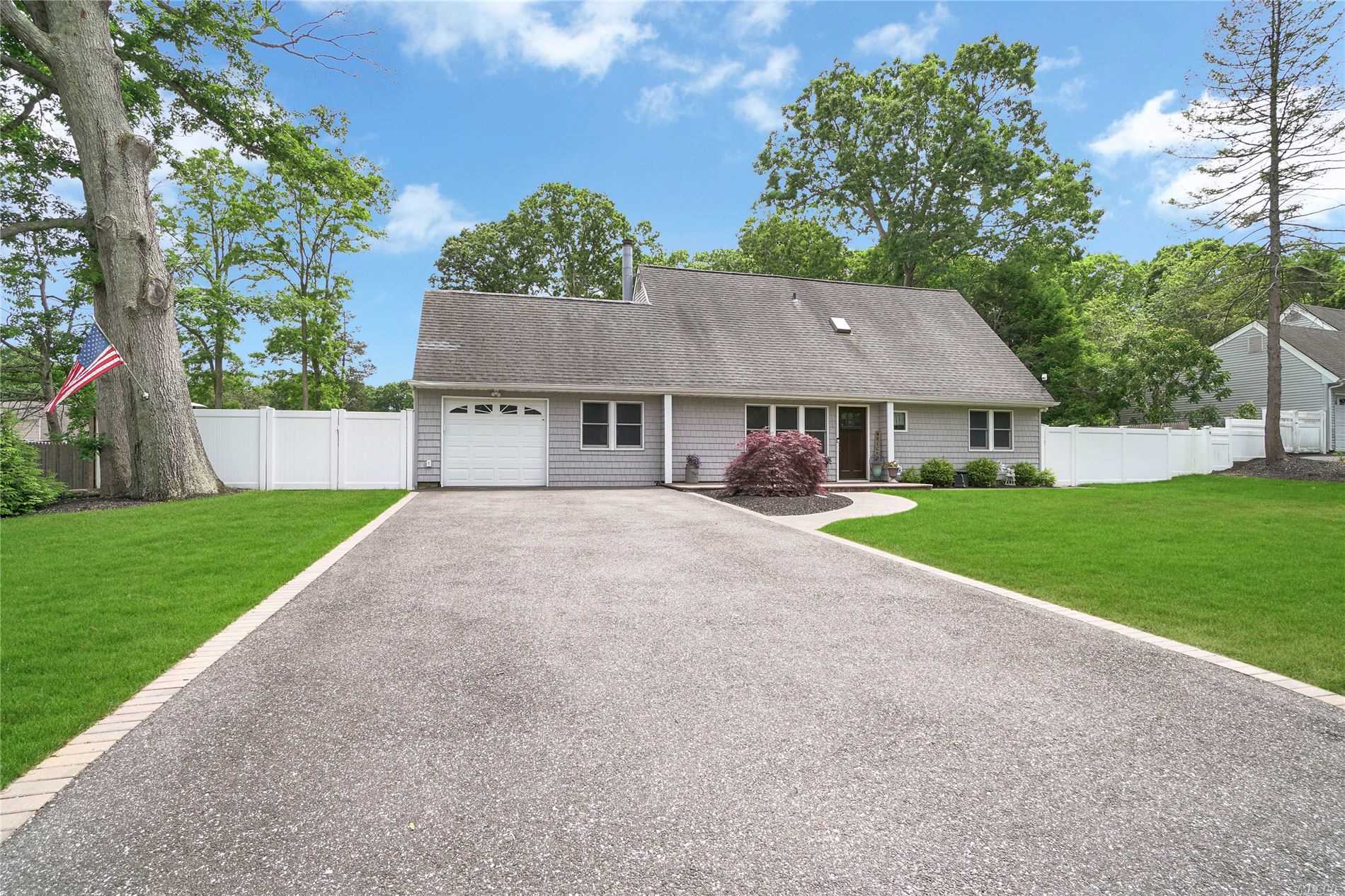 #1 photo, 86 Hawkins Path, Coram , NY 11727