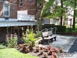 #1 photo, 40 Daley Place, ナッソー郡 Lynbrook , NY 11563