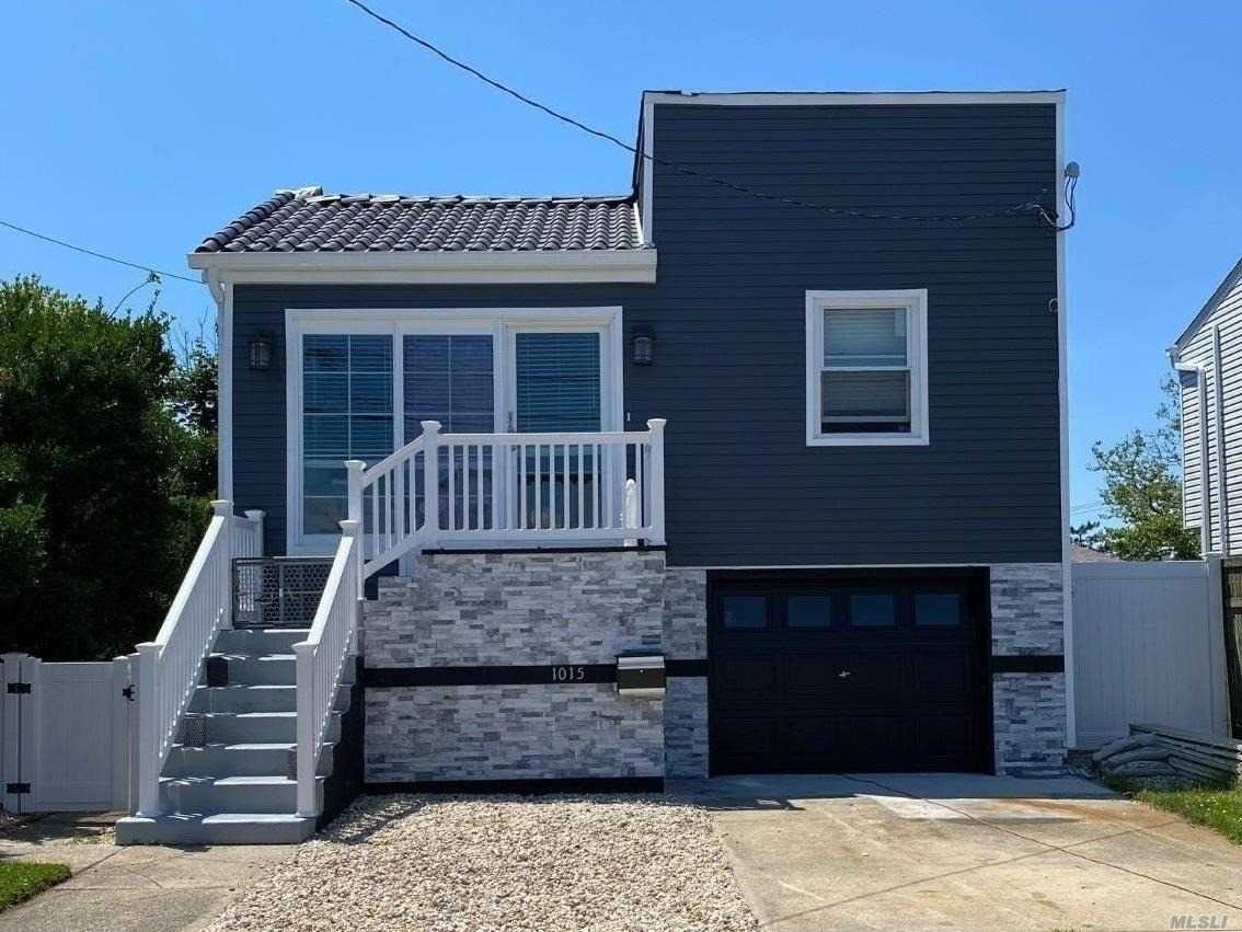 #1 photo, 1015 California Place, Island Park , NY 11558