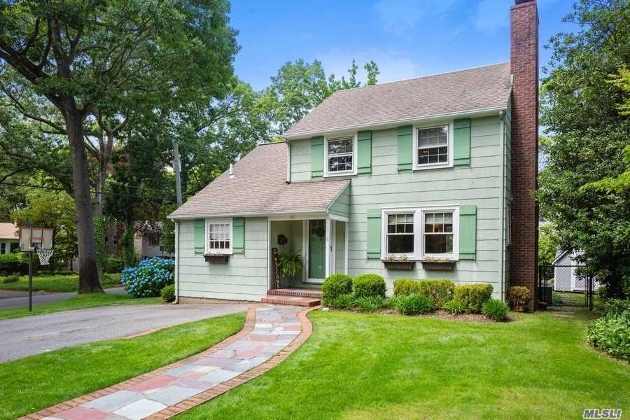 #1 photo, 101 Emerson Street, 롱 아일랜드 Port Jefferson , NY 11777