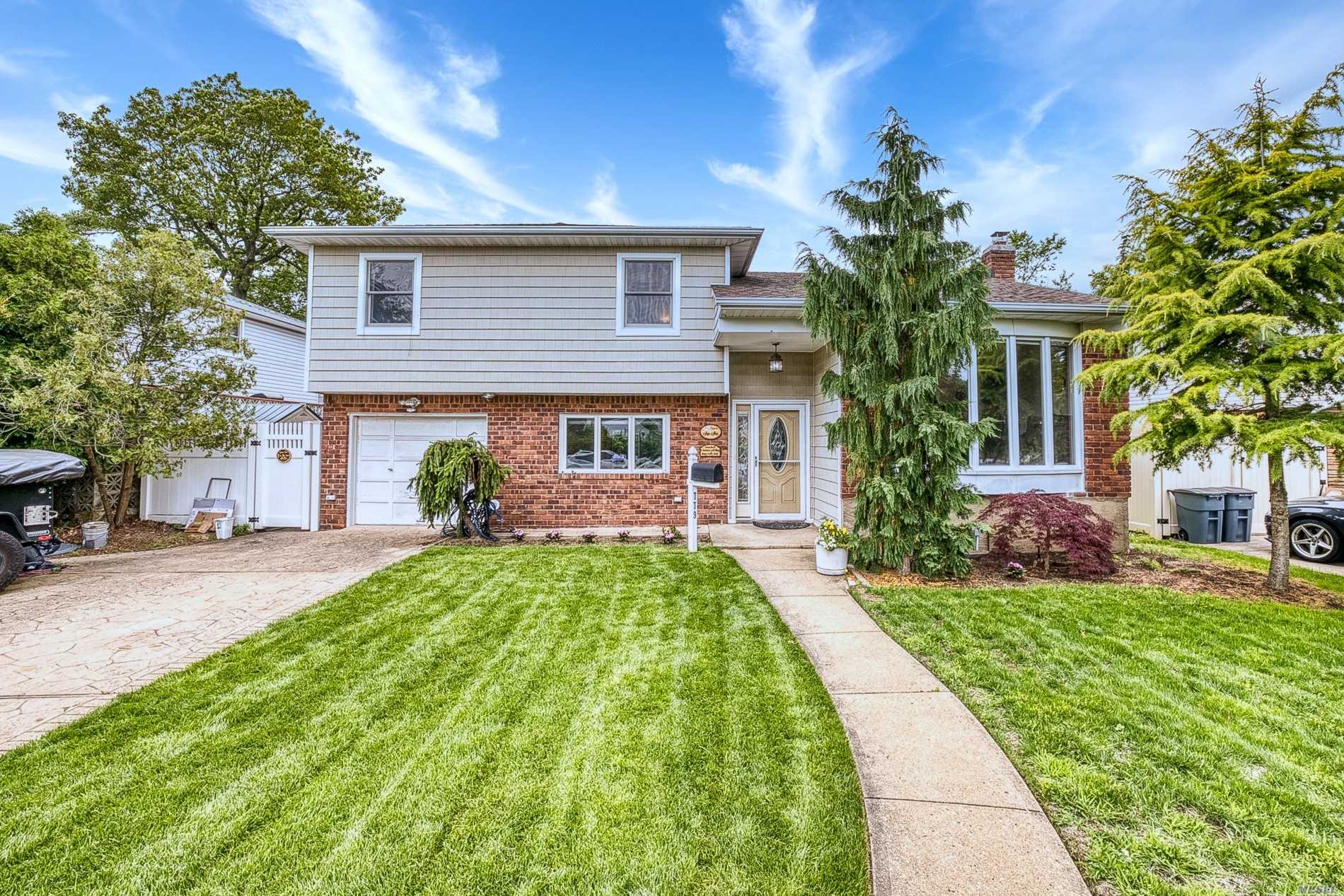 #1 photo, 779 Third Avenue, Franklin Square , NY 11010