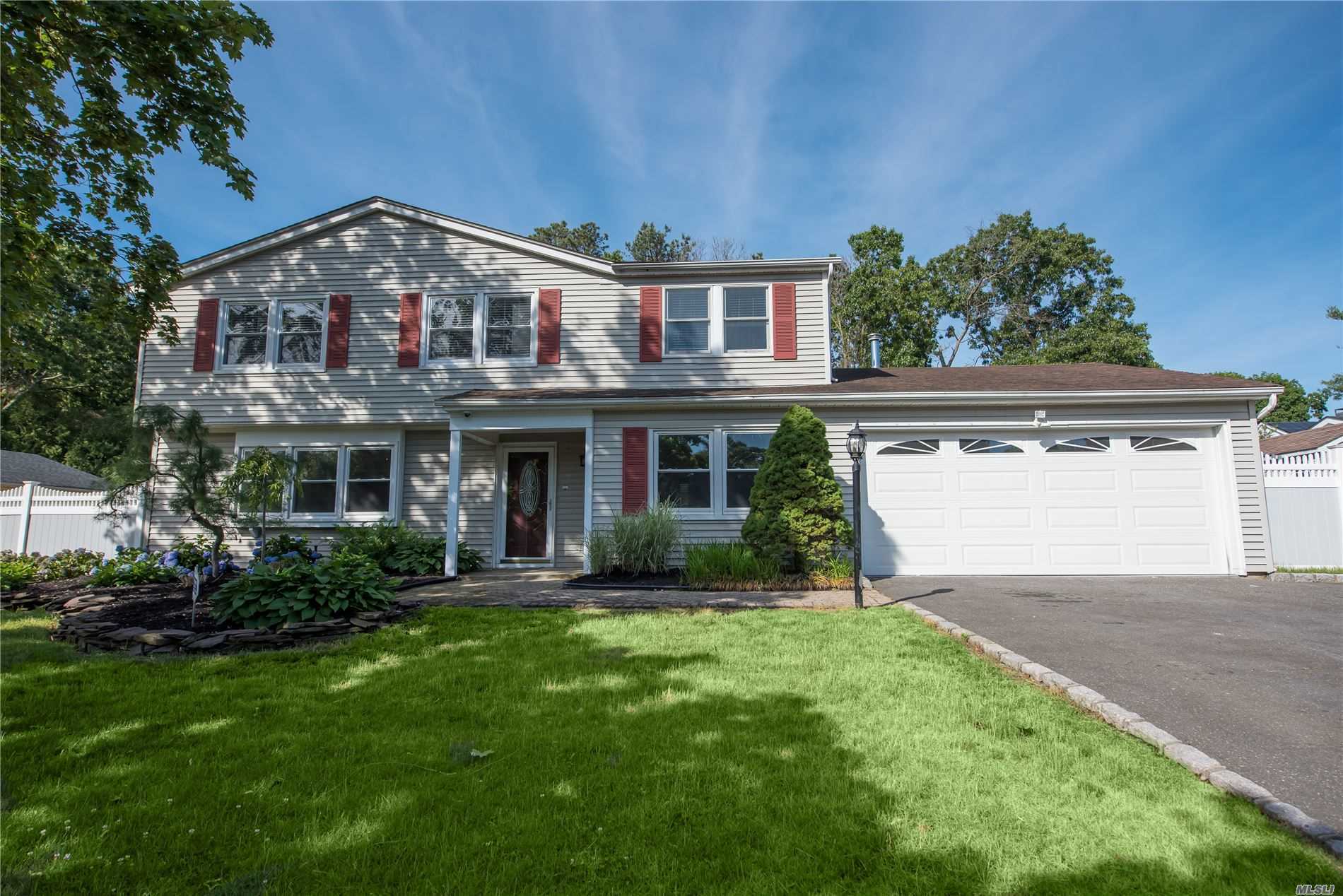 #1 photo, 14 Westbrook Road, 東長島 科勒姆 Coram , NY 11727