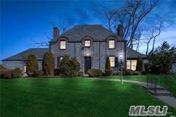 #1 photo, 28-43 216th Street, クイーンズ区 Bayside , NY 11360