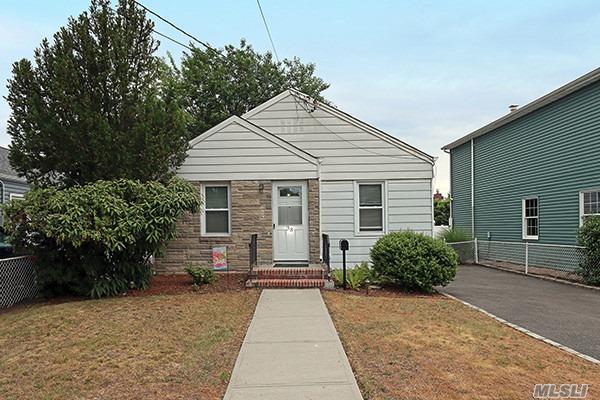 #1 photo, 38 Bert Avenue, নাসাউ কাউন্টি Westbury , NY 11590