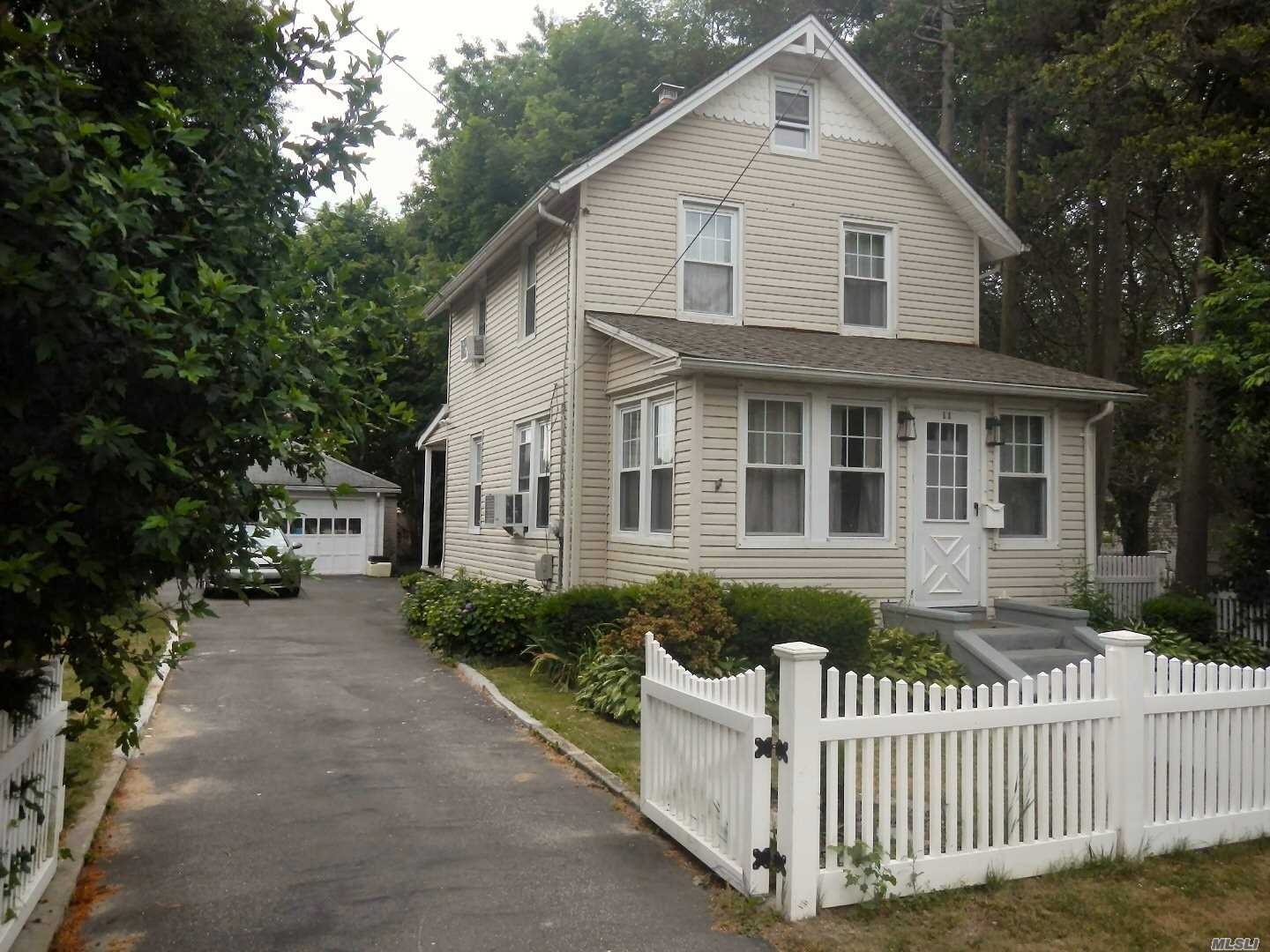 #1 photo, 11 Maplewood Road, West Babylon , NY 11704