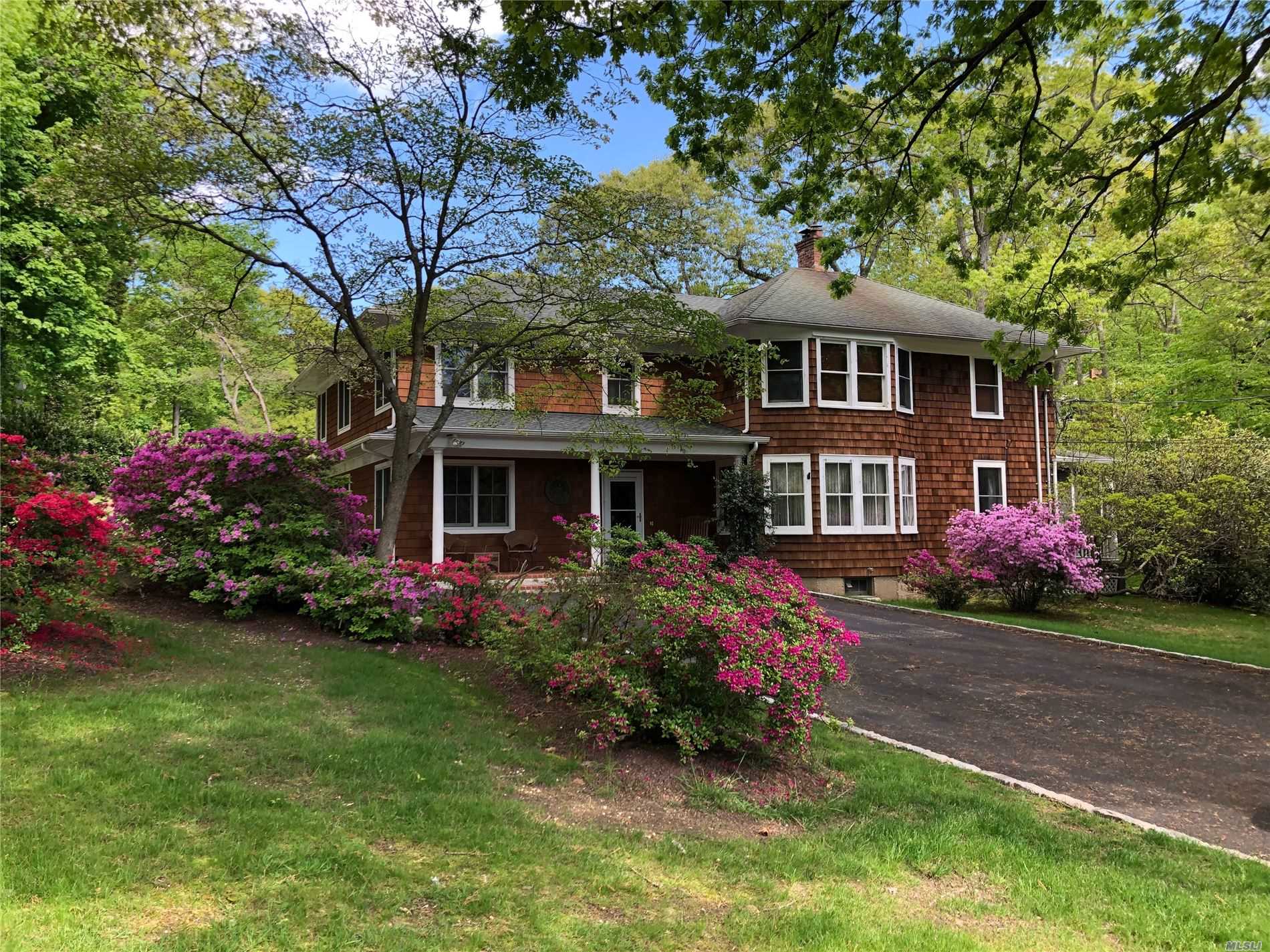 #1 photo, 59 Hollow Road, Stony Brook , NY 11790