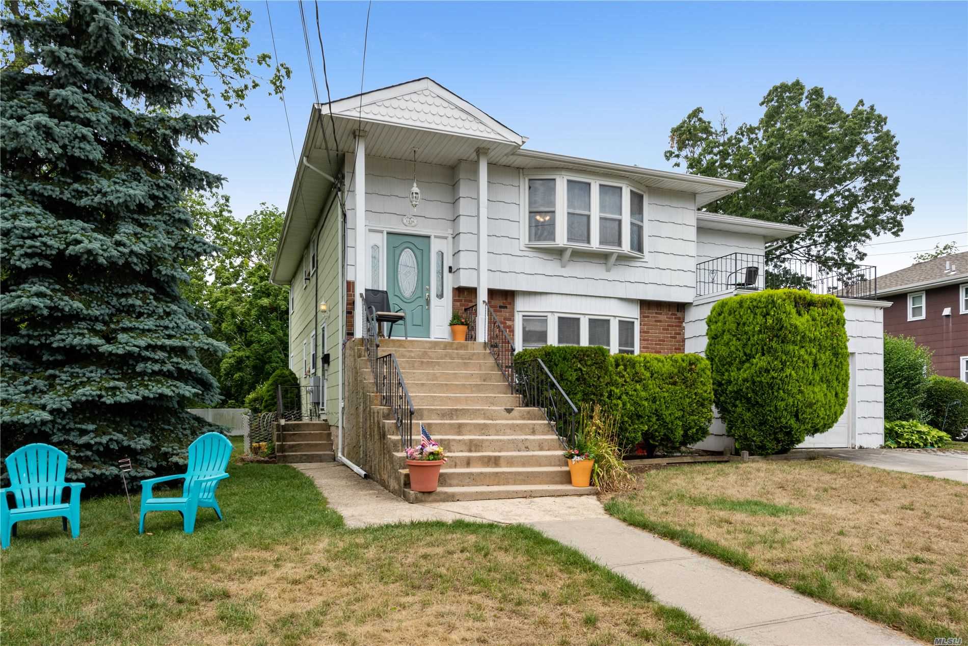 #1 photo, 1438 Northridge Avenue, Merrick , NY 11566