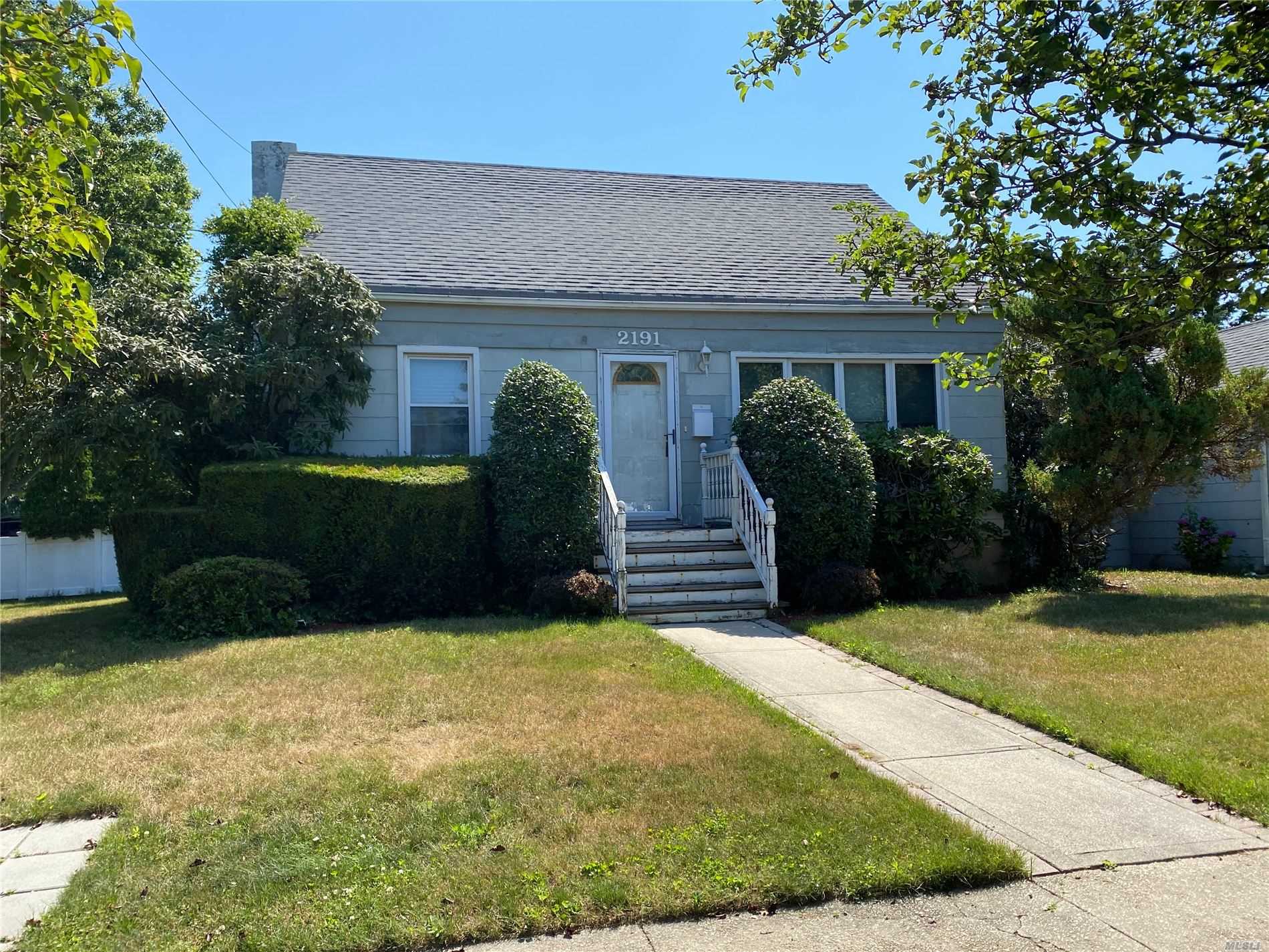 #1 photo, 2191 Washington Street, 长岛 Merrick , NY 11566