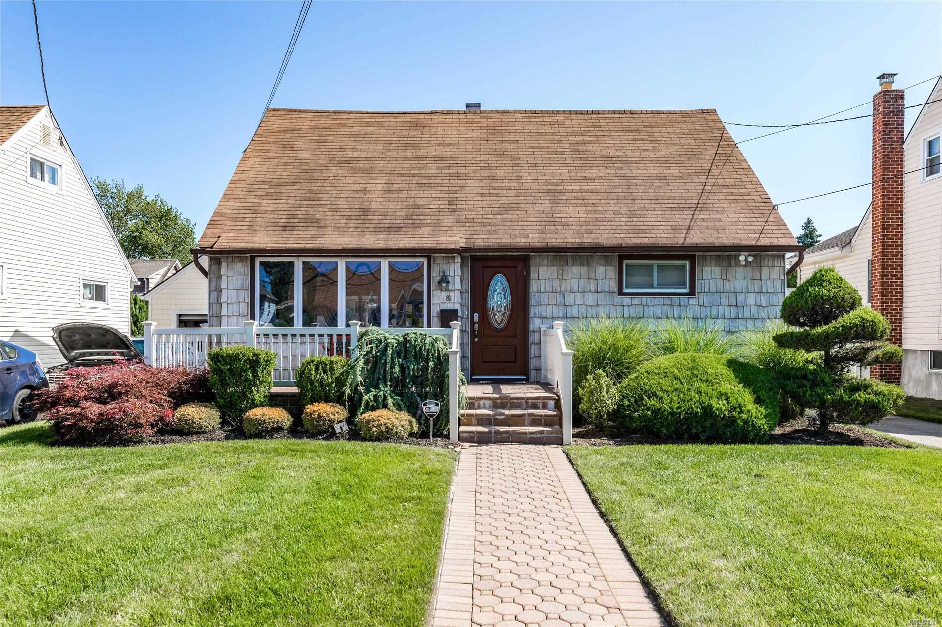 #1 photo, 81 Montgomery Avenue, Oceanside , NY 11572