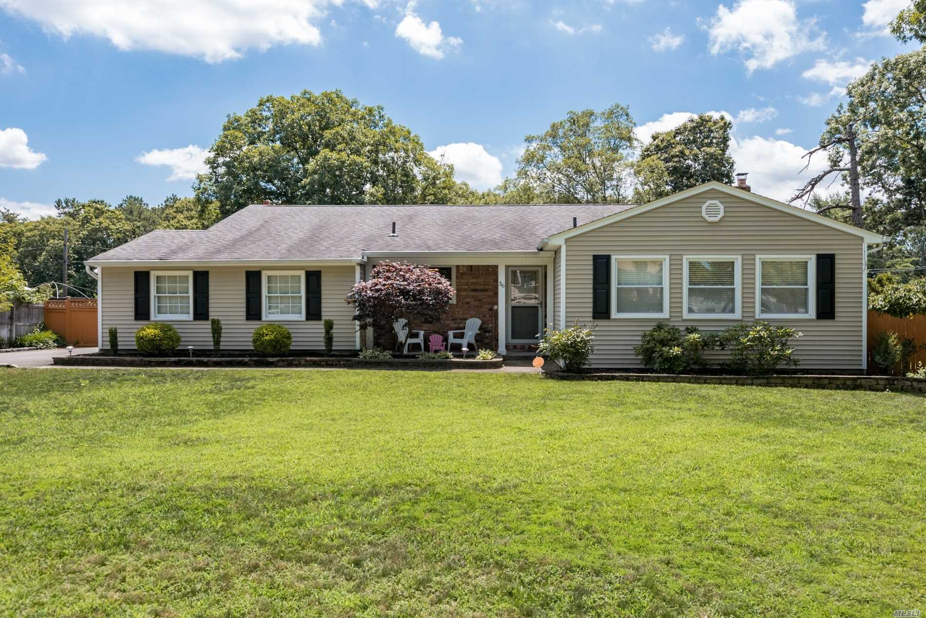 #1 photo, 36 Essex Drive, Coram , NY 11727